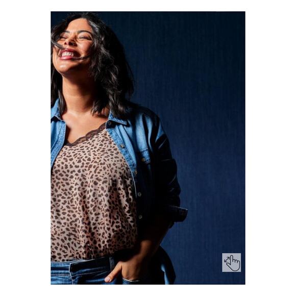 Torrid Blue Denim Long Sleeve Button Up Shirt Sz.4 - Picture 3 of 16